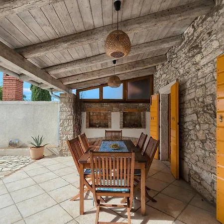 Puntarina Villa Barban